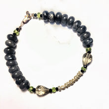 Peridot, Black Labradorite, and Freshwater Pearl Bracelet