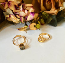 Antique Rhinestone Button Ring (square)
