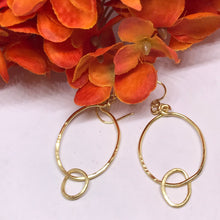 Gold Ovals